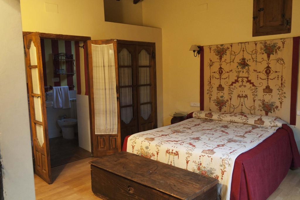 Casa Rural Con Encanto "Los Postigos" Banos De Montemayor Room photo
